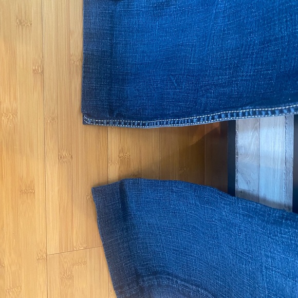 ✨BUCKLE JEANS✨ - Picture 3 of 3